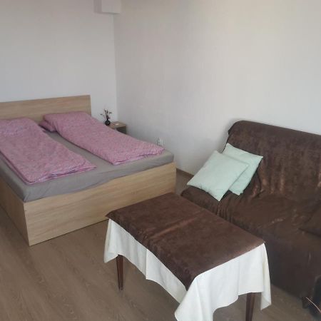 Very Good Location Hunedoara Exterior photo